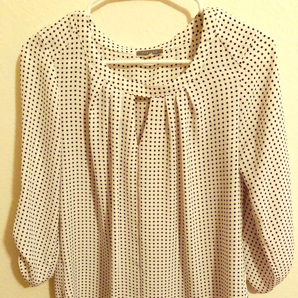 Women’s blouse